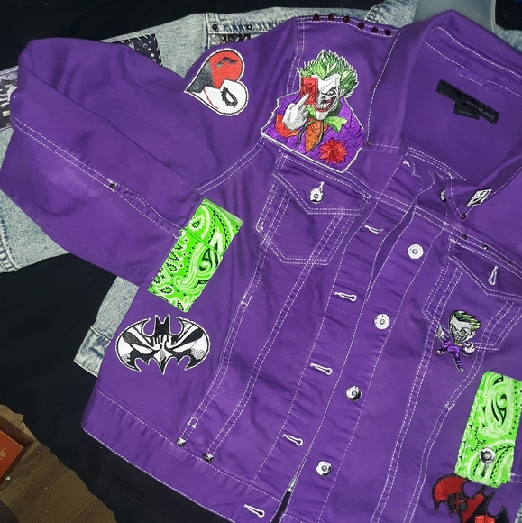 Upcoming!Quick update showing a few of the pieces to be photographed on the 15th - Picture 12 of 16